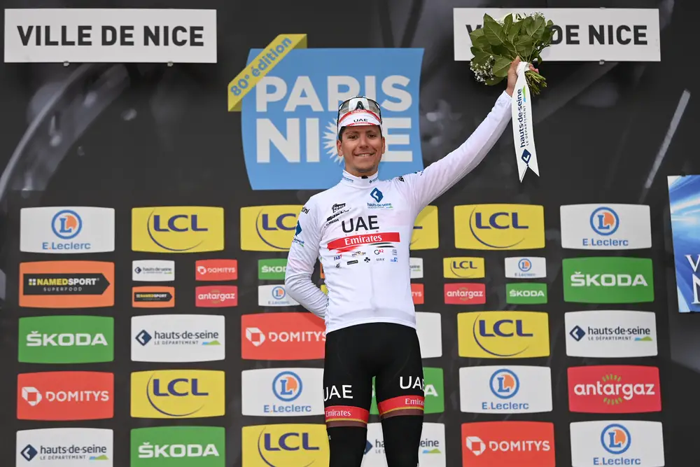 Joao Almeida wears White jersey on the podium of Paris-nice 2022Stage 8
