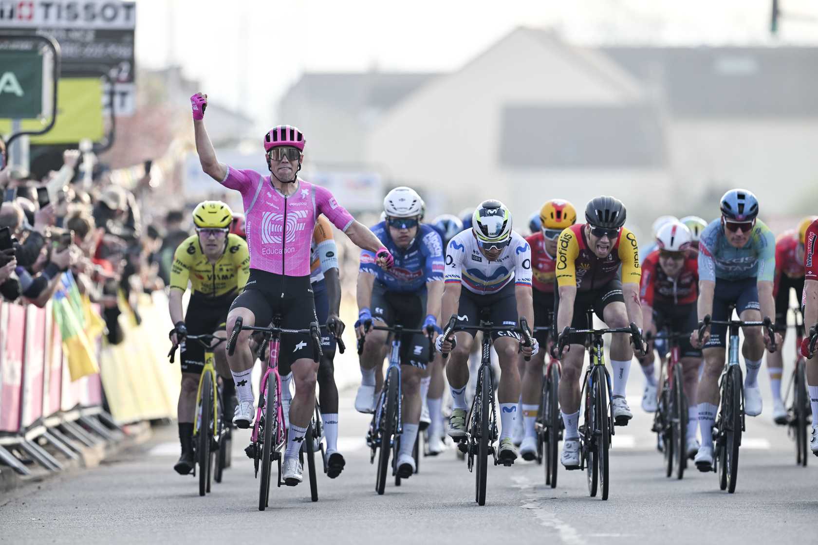 EF Education – EasyPost 2026 Team Guide: The Financial Tightrope & The Cannondale Gen 5